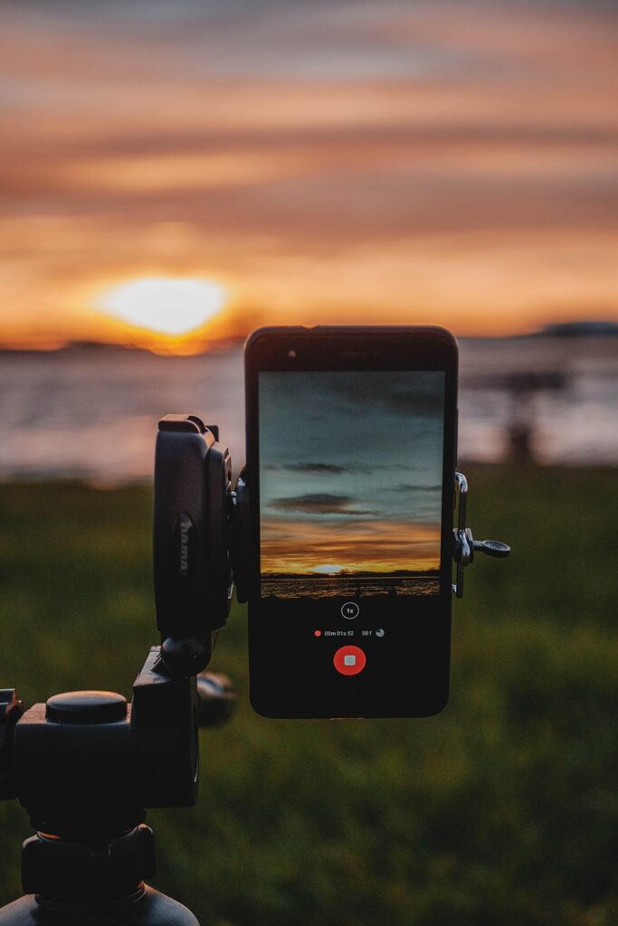 smartphone, sunset, video, mobile, tripod, photography, instagram, video, video, video, video, nature, video, instagram, instagram, instagram-6623769.jpg